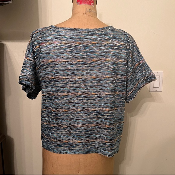 Free People Knit Blue Geometic Zig Zag Short Sleeve Cropped T-Shirt Top - Picture 5 of 7